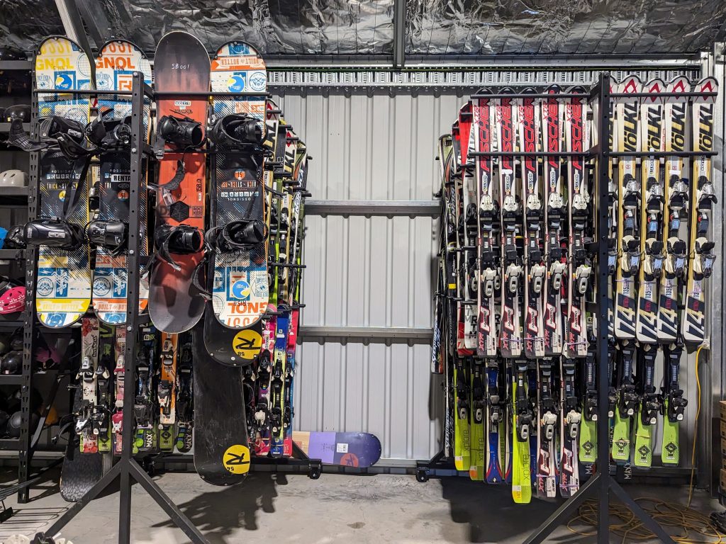 Ski and snowboard rental